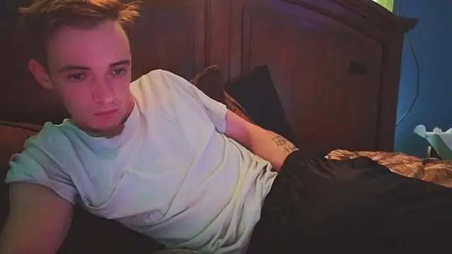 Ilovepussy1911 online show from 04/09/26, 04:56