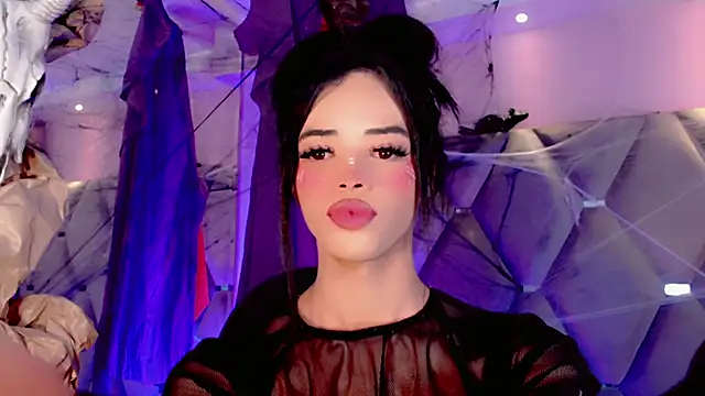 Nina Keyli online show from 10/16/25, 02:56