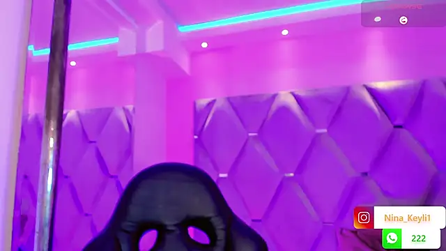 Nina Keyli online show from 12/21/25, 07:43