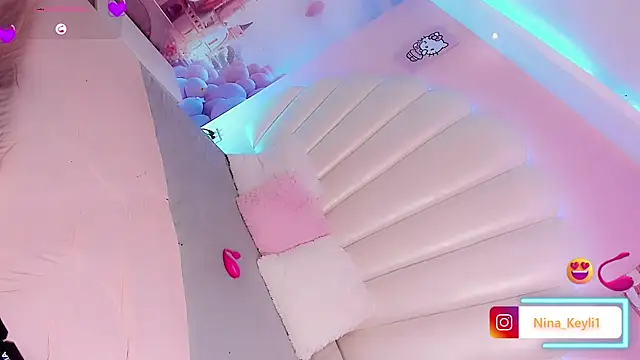 Nina Keyli online show from 02/19/26, 08:05