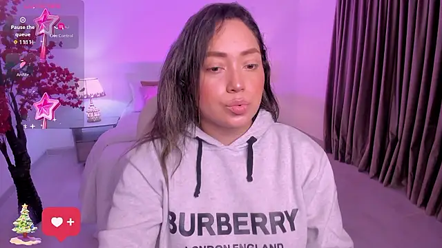 Snapshot of heidy_johns chatting on 01/09/26, 03:31 heidy johns online show from 01/09/26, 03:31