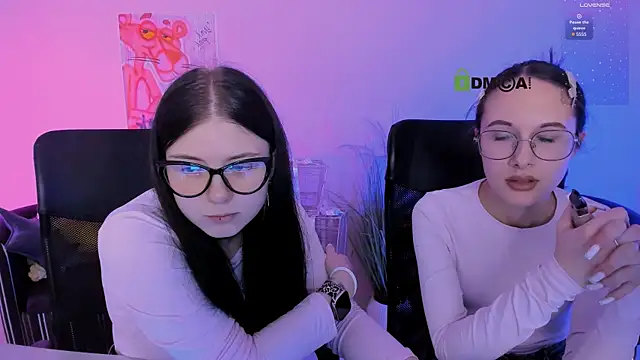 mona cloud online show from 01/12/26, 08:03