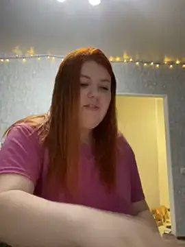 Snapshot of Dreamy_Desire chatting on 03/10/25, 07:18 Dreamy Desire online show from 03/10/25, 07:18