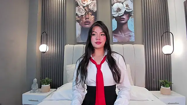 GiannaColling1 online show from 02/17/26, 10:27