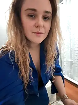 Juicy PeachLux online show from 11/06/25, 03:18