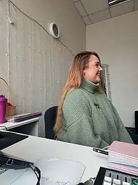 Juicy PeachLux online show from 04/09/26, 08:53