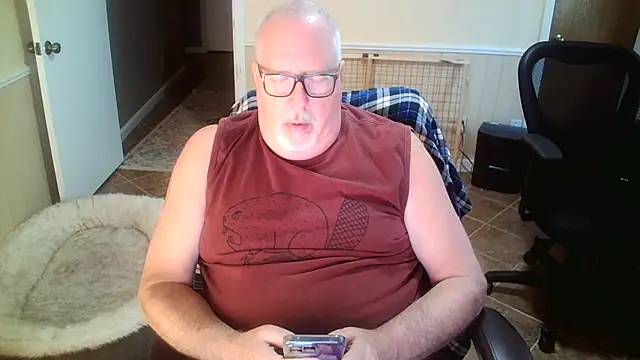 superbearboss online show from 10/22/25, 02:28