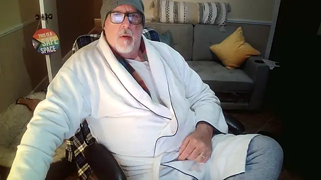 superbearboss online show from 01/13/26, 12:16