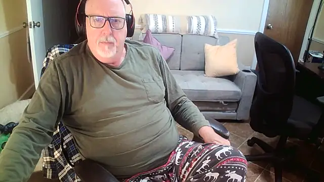 superbearboss online show from 02/18/26, 04:58