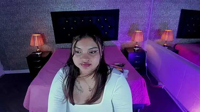 Scarlett  Johanson online show from 03/12/25, 09:23