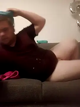 Snapshot of Derbaer1990 chatting on 09/12/25, 06:52 Derbaer1990 online show from 09/12/25, 06:52