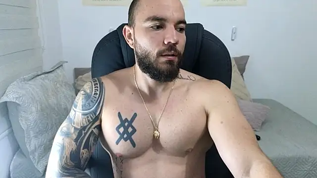 Isaac Carter online show from 10/08/25, 10:57