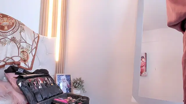 Alexa Bravva online show from 05/27/26, 03:14