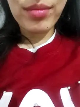 Snapshot of saraaxx1 chatting on 03/11/25, 11:15 saraaxx1 online show from 03/11/25, 11:15