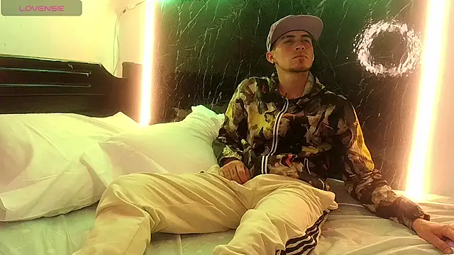 jacob smith10 online show from 03/18/25, 12:38