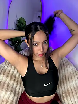 Snapshot of _Emily_Thompson_ chatting on 11/02/25, 11:07 Emily Thompson online show from 11/02/25, 11:07