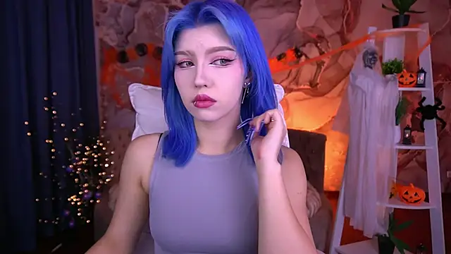 Snapshot of SelenaIris chatting on 11/01/25, 09:28 SelenaIris online show from 11/01/25, 09:28