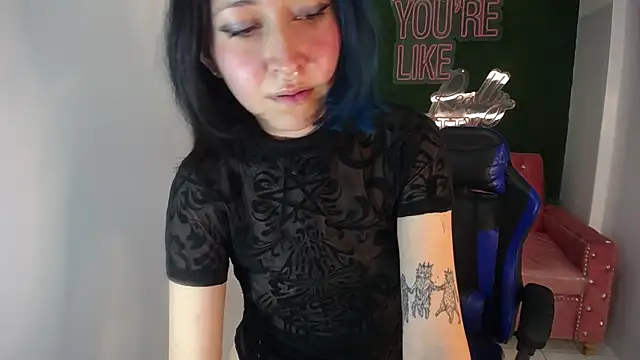 Snapshot of lissacatty_t chatting on 03/08/25, 07:42 lissacatty t online show from 03/08/25, 07:42