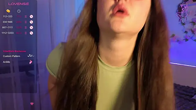 MiraLuccian online show from 09/08/25, 07:13