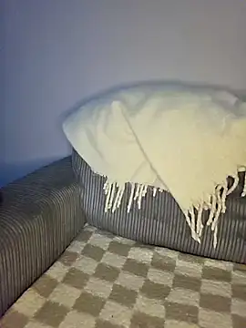 Snapshot of Saucy-Serenity chatting on 10/29/25, 08:32 Saucy-Serenity online show from 10/29/25, 08:32