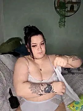 Saucy-Serenity online show from 02/20/26, 07:47