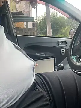 Snapshot of dam-her-boy chatting on 10/15/25, 02:22 dam-her-boy online show from 10/15/25, 02:22