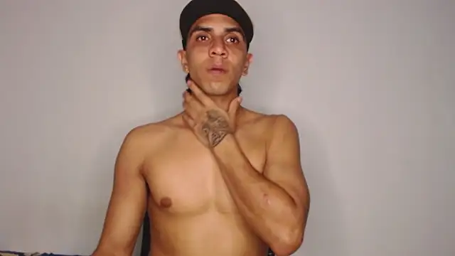 Monkey uchiha777 online show from 12/13/25, 11:10