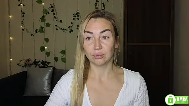 Kiss julli88I online show from 11/09/25, 06:28