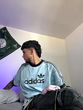 samevansx  online show from 12/01/25, 06:35