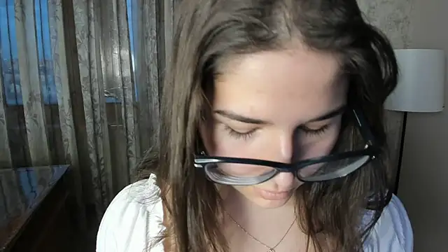 FloraBanford online show from 03/20/25, 03:58