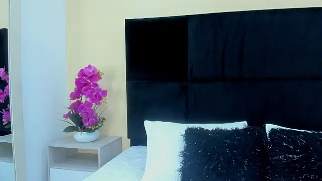 MaddyCrofft online show from 03/19/26, 11:14