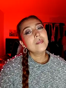 Luz delunaa online show from 03/17/25, 01:46