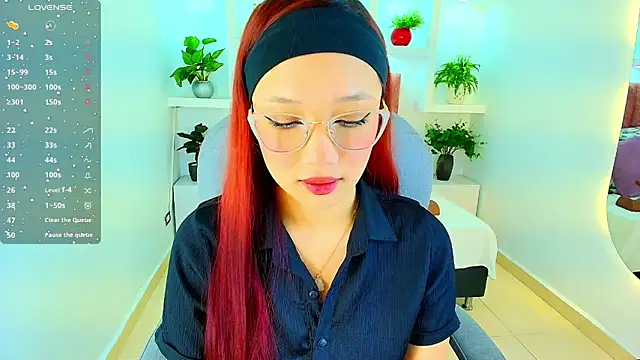 Snapshot of sharon_rosse__ chatting on 12/02/25, 12:43 sharon rosse online show from 12/02/25, 12:43