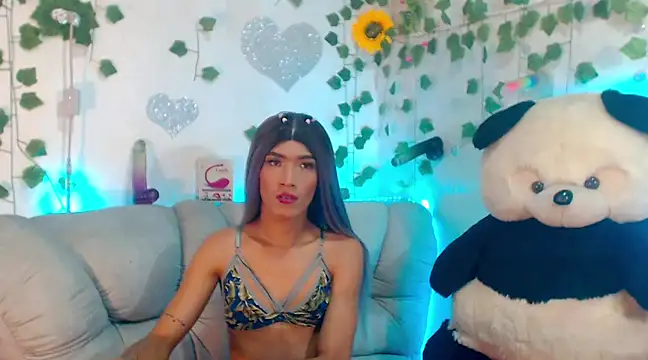 Snapshot of KimberlyXtreme chatting on 03/12/25, 04:56 KimberlyXtreme online show from 03/12/25, 04:56