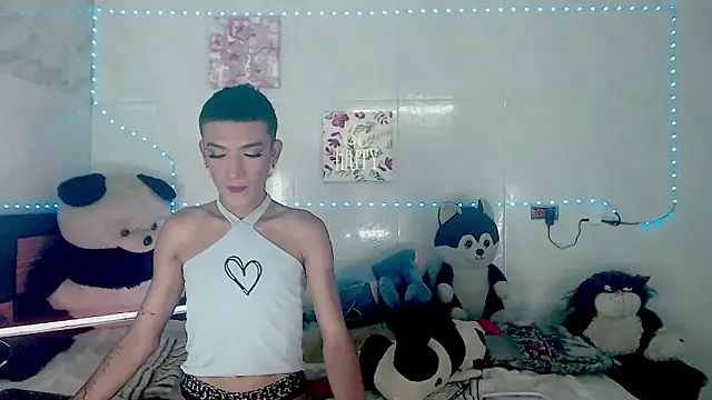 Snapshot of KimberlyXtreme chatting on 09/26/25, 10:47 KimberlyXtreme online show from 09/26/25, 10:47