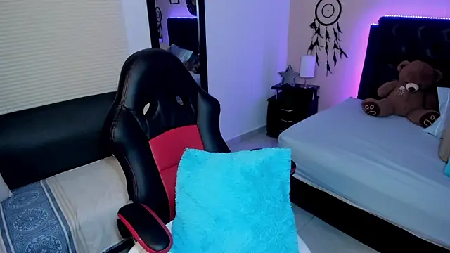  Lilly miller online show from 03/10/26, 07:19