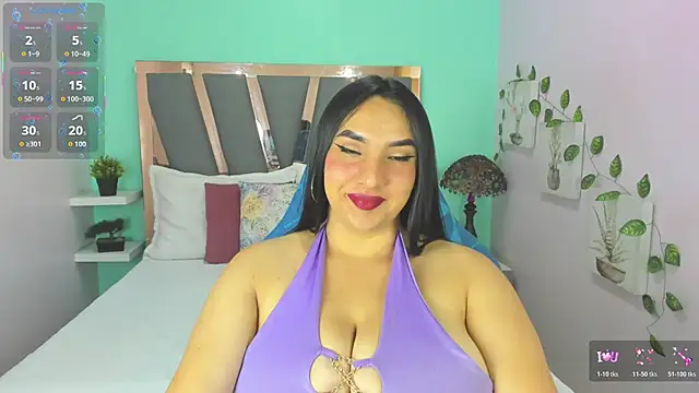 Snapshot of Sophie_Grays_ chatting on 05/28/26, 08:17 Sophie Grays online show from 05/28/26, 08:17