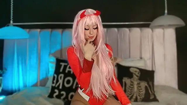 Zhally Dee online show from 09/19/25, 07:47