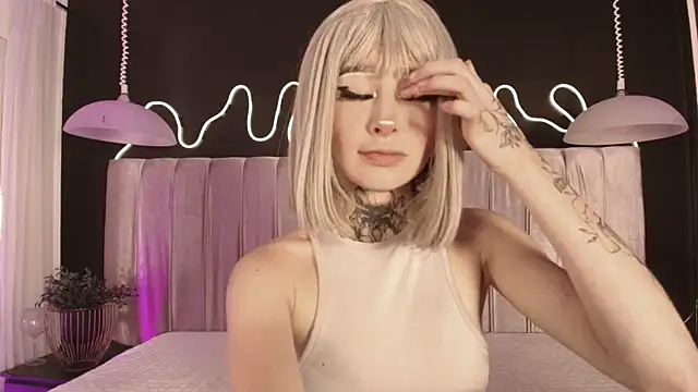 Zhally Dee online show from 02/17/26, 07:31