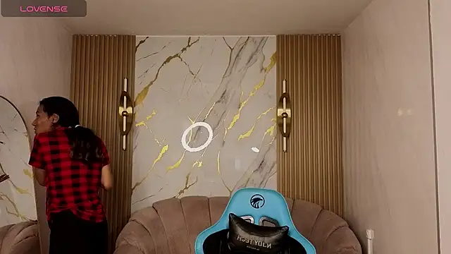  wendy b online show from 11/07/25, 03:06