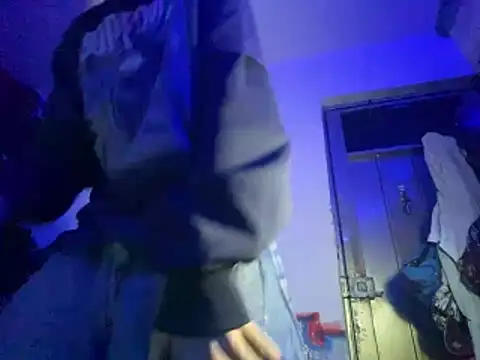 kirito kun online show from 03/25/26, 03:23