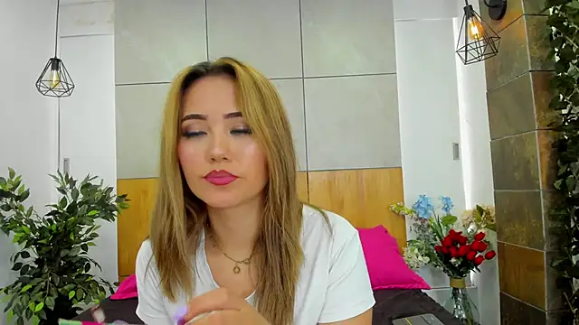 AzuraWave online show from 03/19/25, 07:49