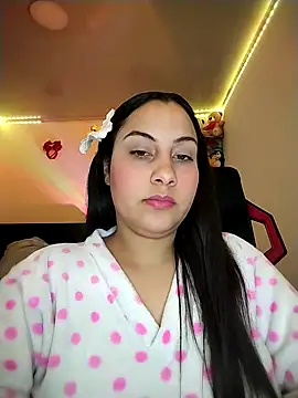 esmeralda jadees online show from 03/13/26, 02:18