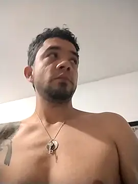 Snapshot of Andriofilit chatting on 03/02/26, 04:25 Andriofilit online show from 03/02/26, 04:25