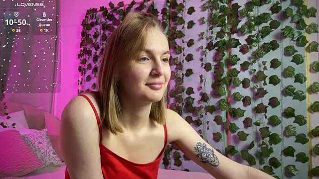  Vikky Moon  online show from 09/10/25, 01:16