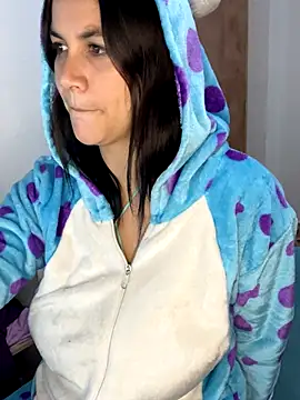 roldanmary online show from 09/21/25, 03:52