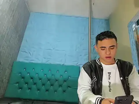 NohaCollens online show from 03/08/25, 11:27