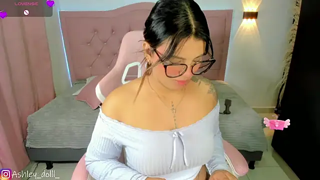 Ashley dolll online show from 06/19/26, 09:18