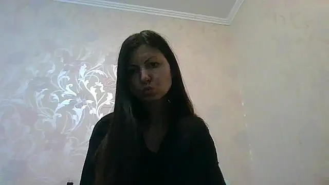 AliseWats online show from 09/28/25, 03:17