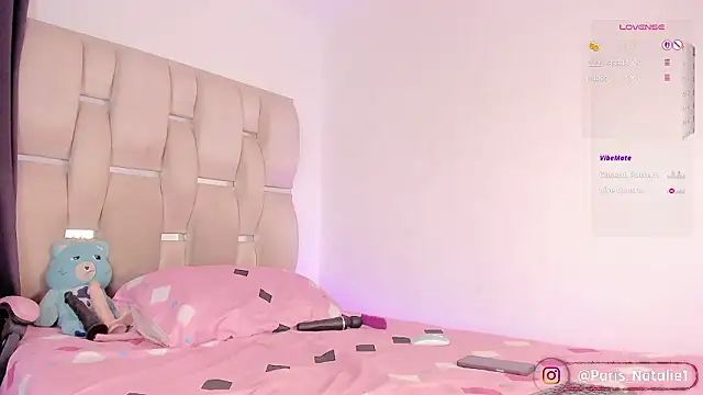 Paris natalie online show from 02/01/26, 10:52